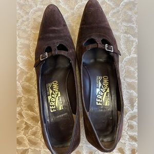 Ferragamo suede pump